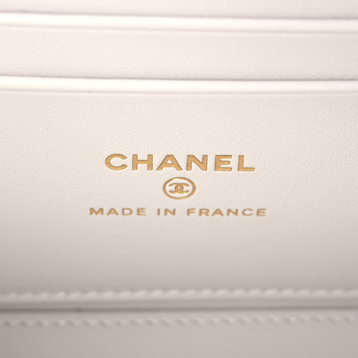 Caviar Quilted Small Tiny CC Vanity Case With Chain Light Grey