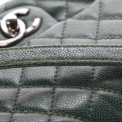 Chanel Iridescent Caviar Quilted Medium Chic Flap Green 10 of 15