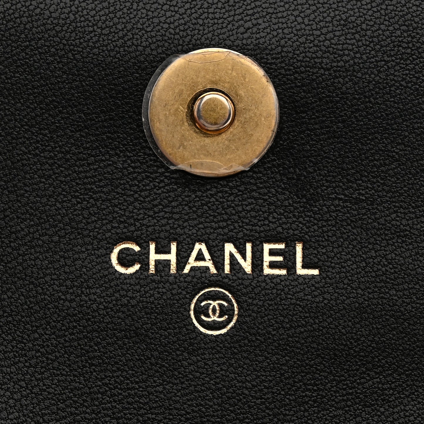 Lambskin Quilted Pearl Crush Clutch With Chain Black