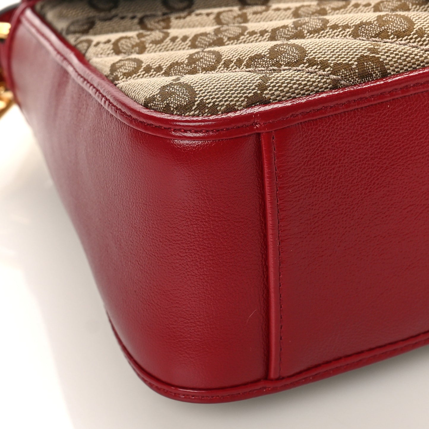 Monogram Glazed Calfskin Matelasse Diagonal Mini GG Marmont Top Handle Shoulder Bag Beige Ebony New Cherry Red