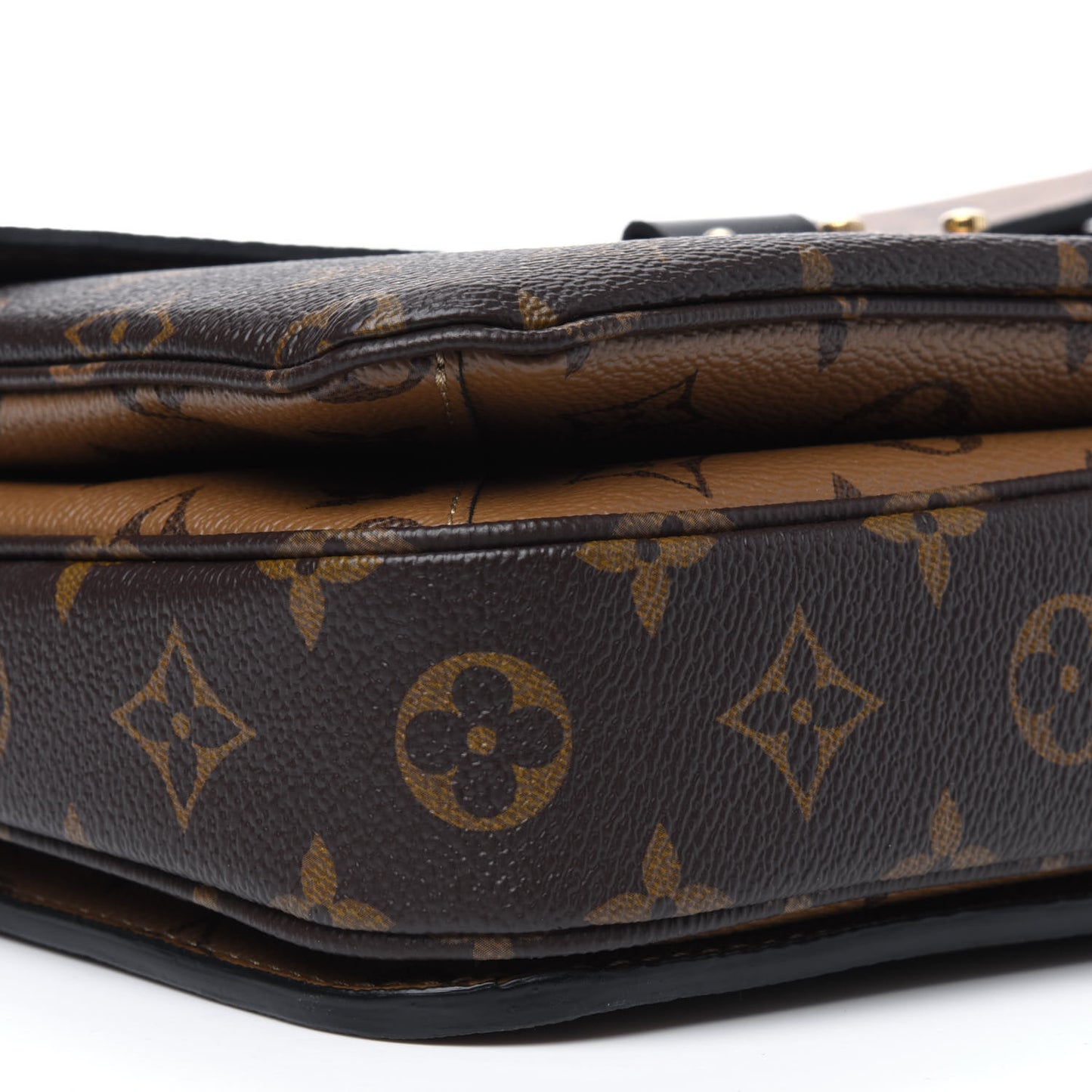 Reverse Monogram Pochette Metis