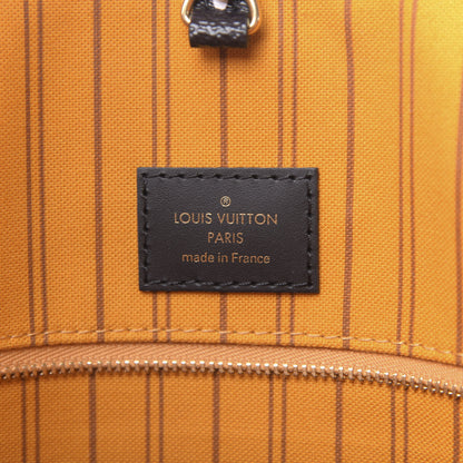 Louis Vuitton Monogram Giant Jungle Onthego GM Black 6 of 10