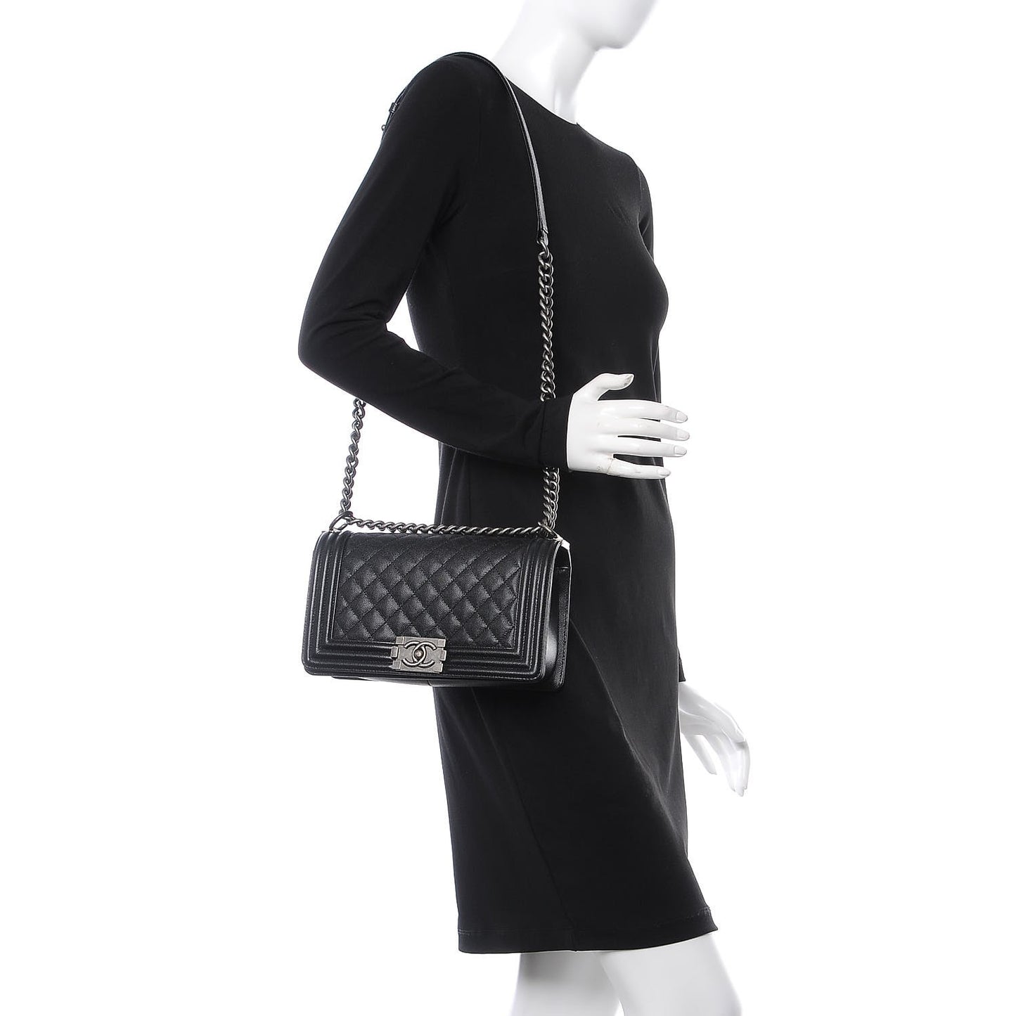 Caviar Quilted Medium Boy Flap Black