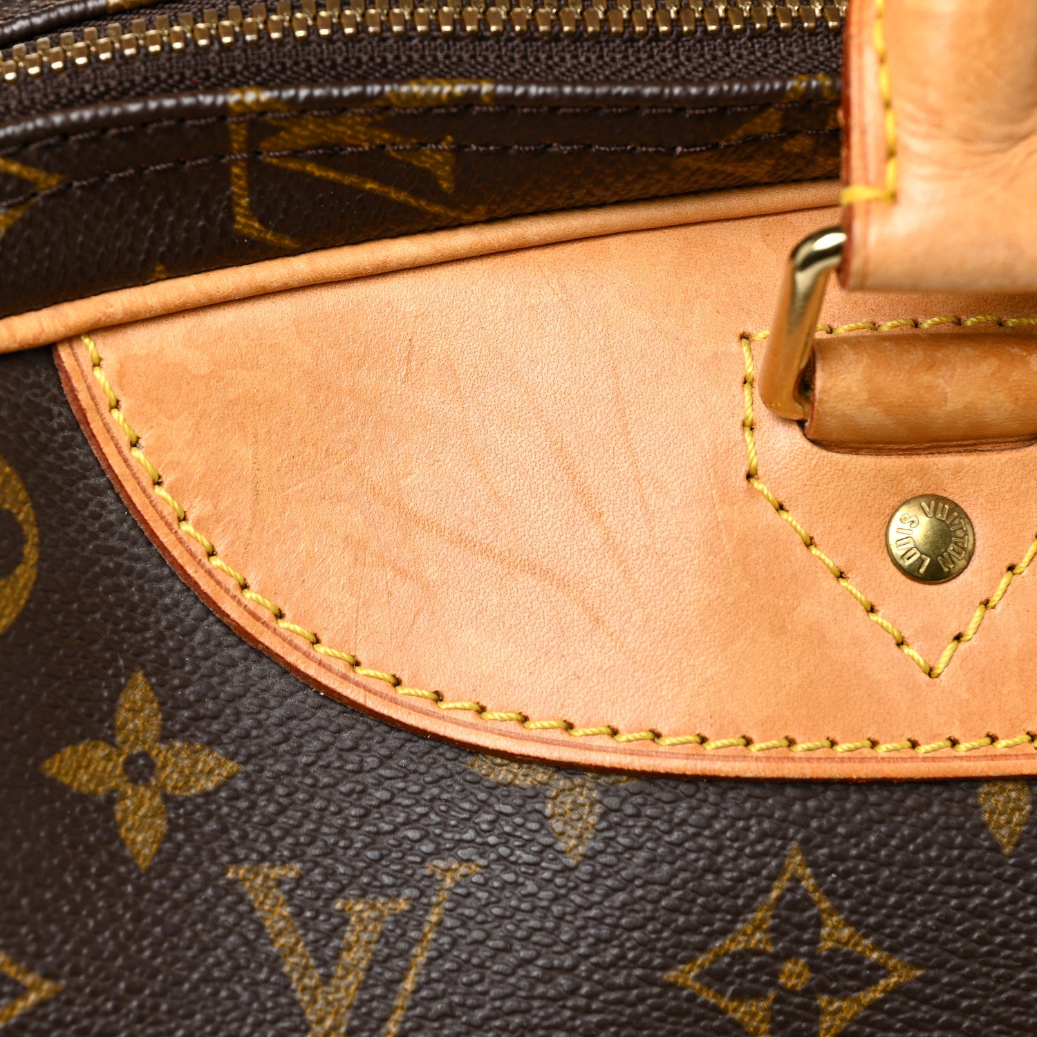 Louis Vuitton Monogram Alize 24 Heures Luggage 18 of 24