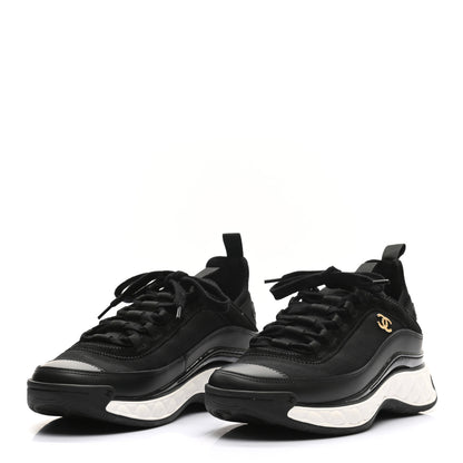 Chanel Velvet Calfskin Mixed Fibers CC Sneakers 40 Black 3 of 8