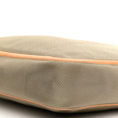 Louis Vuitton Damier Geant Compagnon Messenger Sable 10 of 12