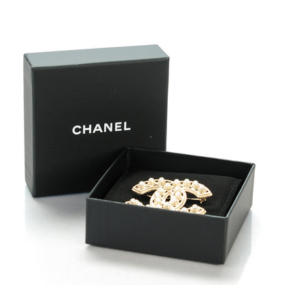 Chanel Pearl CC Brooch Gold 5 of 5