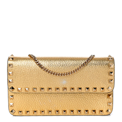 Valentino Garavani Pebbled Calfskin Rockstud Flap Wallet On Chain Soft Gold 1 of 9