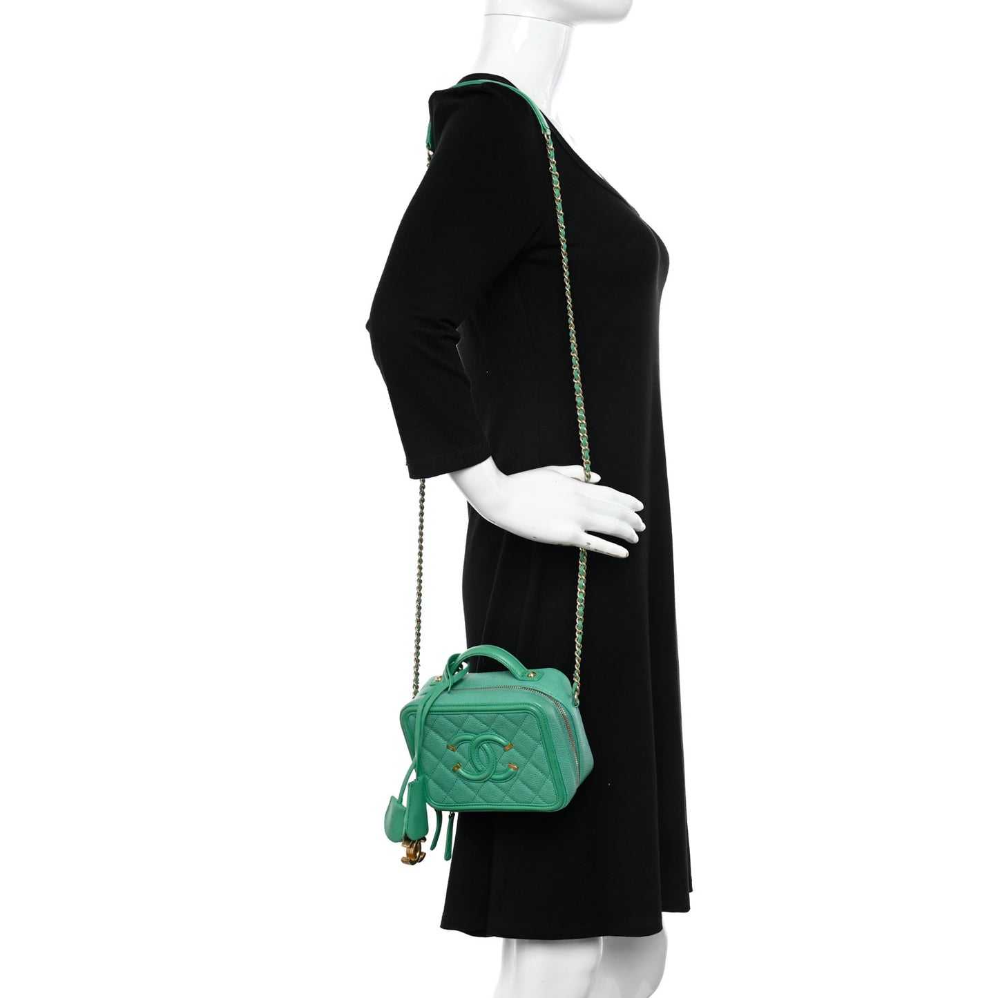 Caviar Quilted Small CC Filigree Vanity Case Green