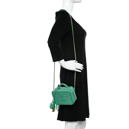 Chanel Caviar Quilted Small CC Filigree Vanity Case Green 2 of 12