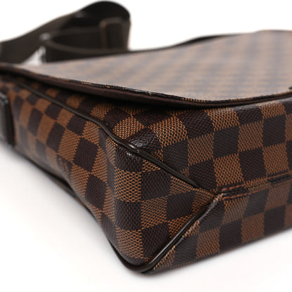 Louis Vuitton Damier Ebene District MM 8 of 9