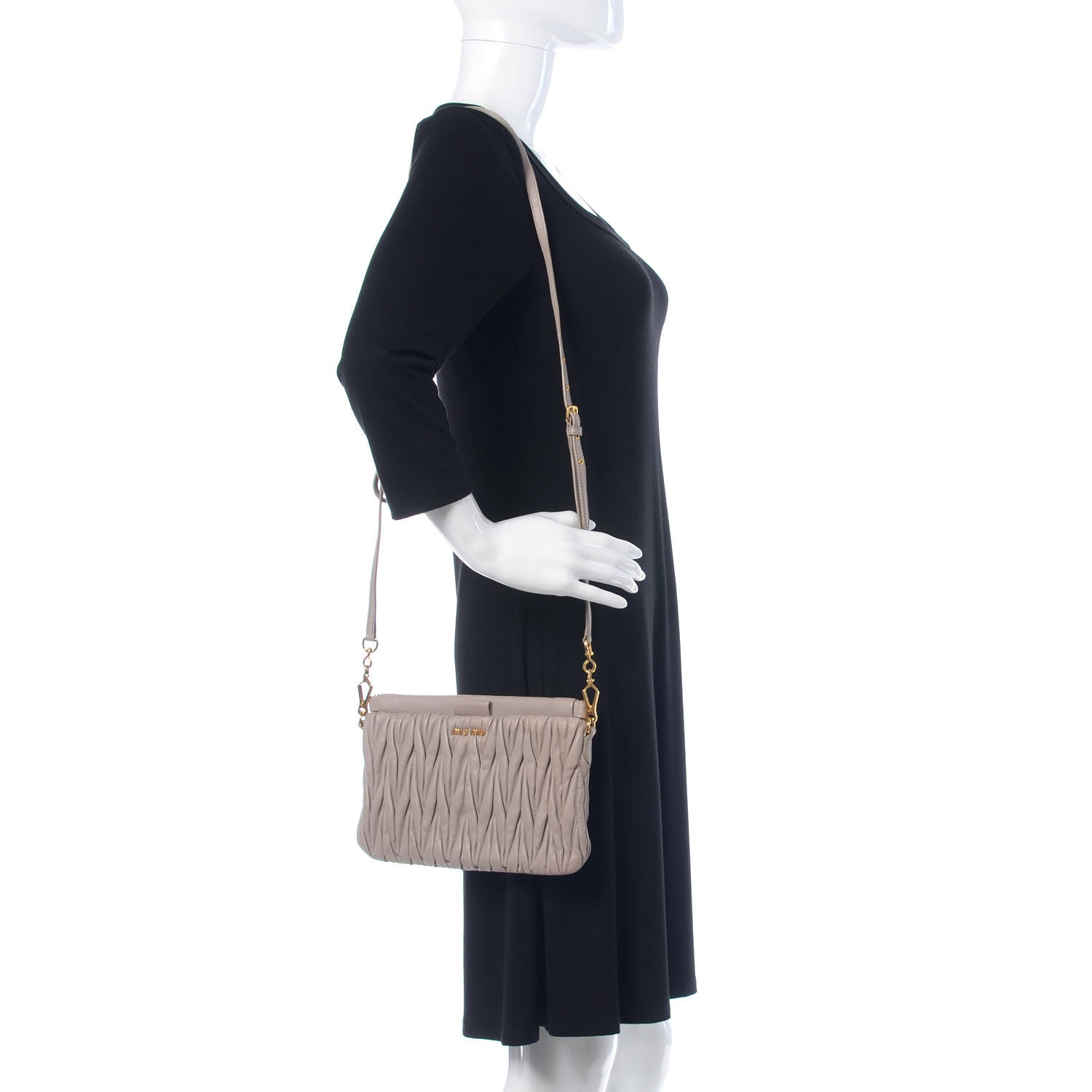 Miu Miu Nappa Matelasse Clutch Pomice 2 of 8