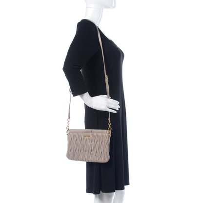 Miu Miu Nappa Matelasse Clutch Pomice 2 of 8