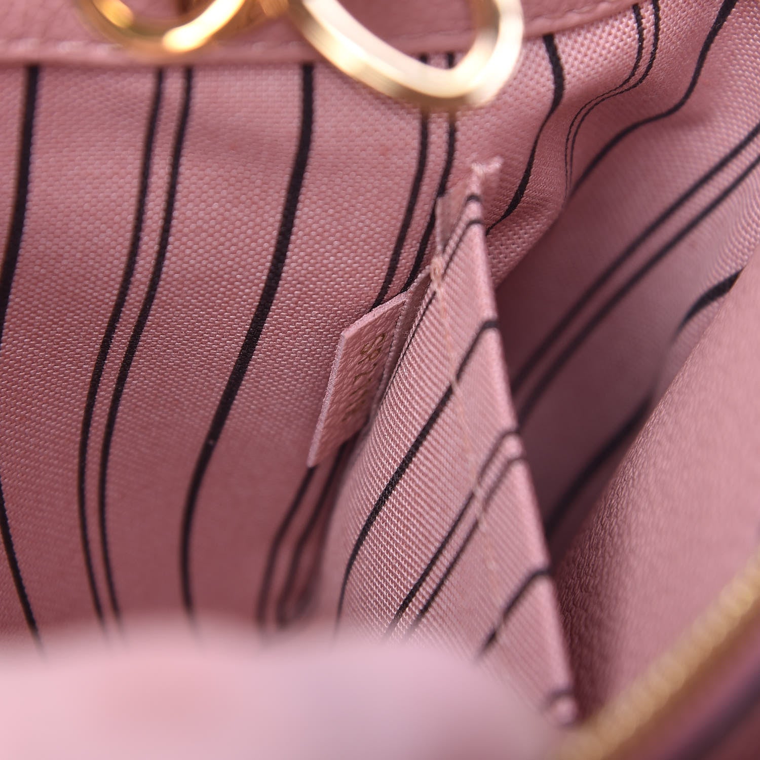 Louis Vuitton Empreinte Montaigne BB Rose Poudre 8 of 11