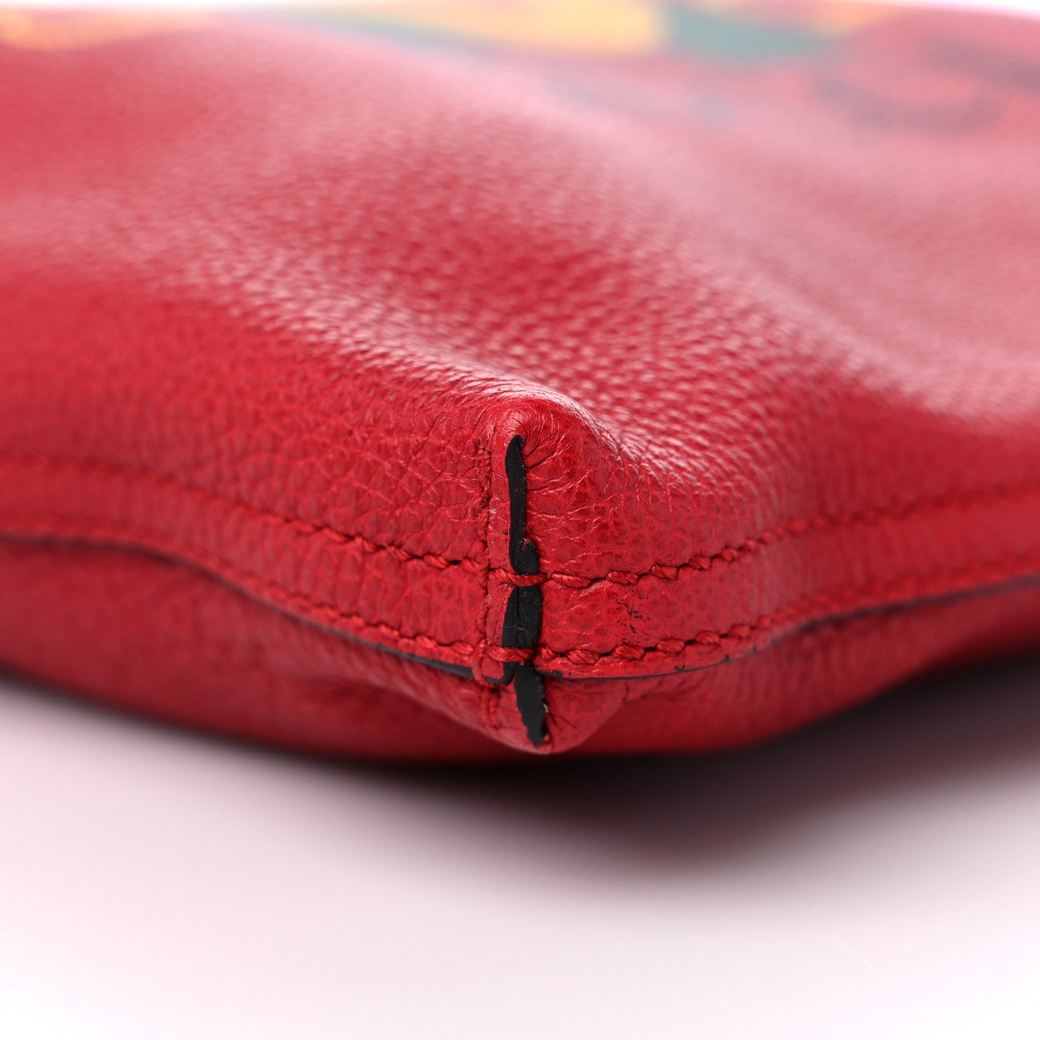 Gucci Pebbled Calfskin Medium Logo Portfolio Clutch Hibiscus Red 9 of 9