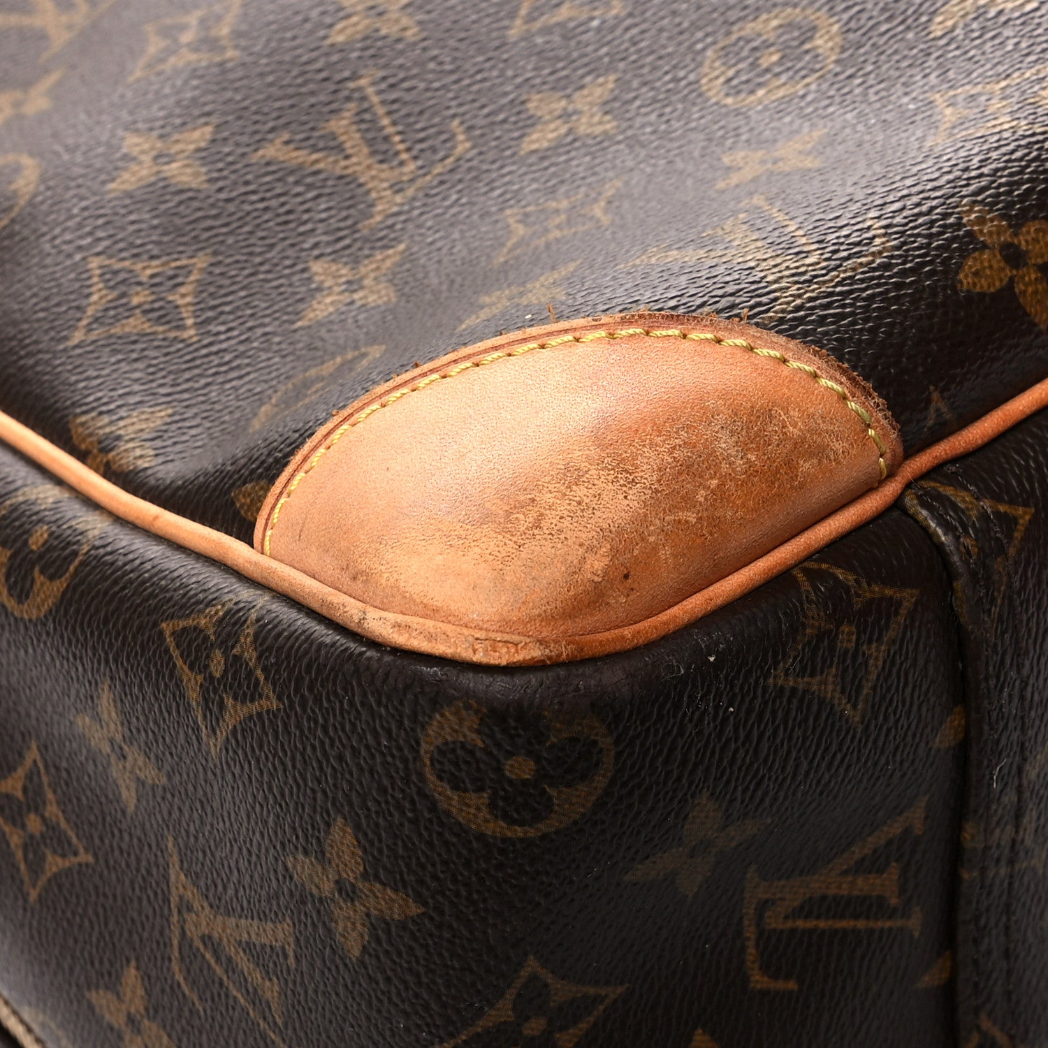 Louis Vuitton Monogram Sirius 45 9 of 20