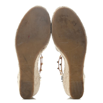 Valentino Garavani Grained Calfskin Rockstud Ankle Wrap Espadrille 15/85mm Wedges 39 Light Ivory 4 of 6