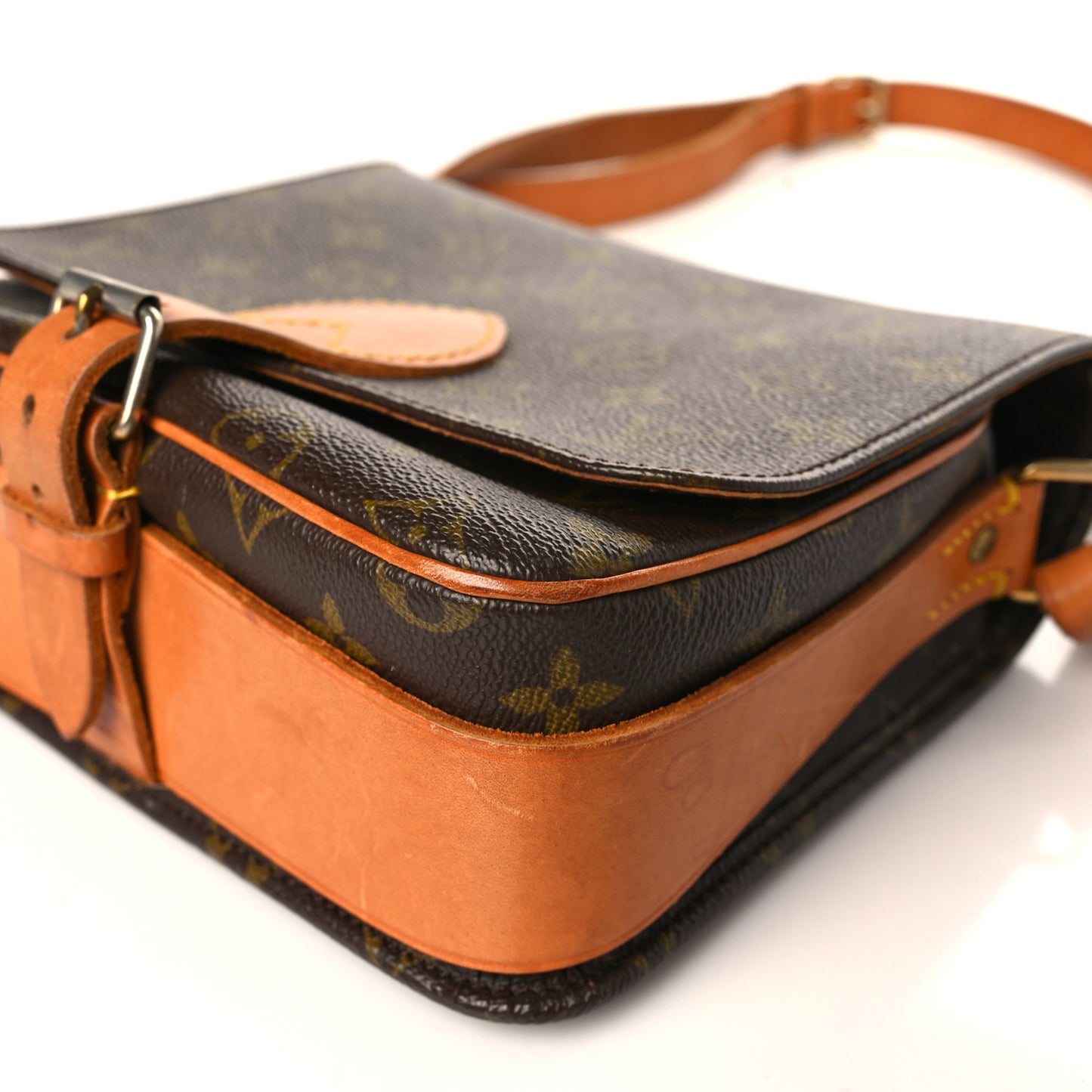 Monogram Cartouchiere 22
