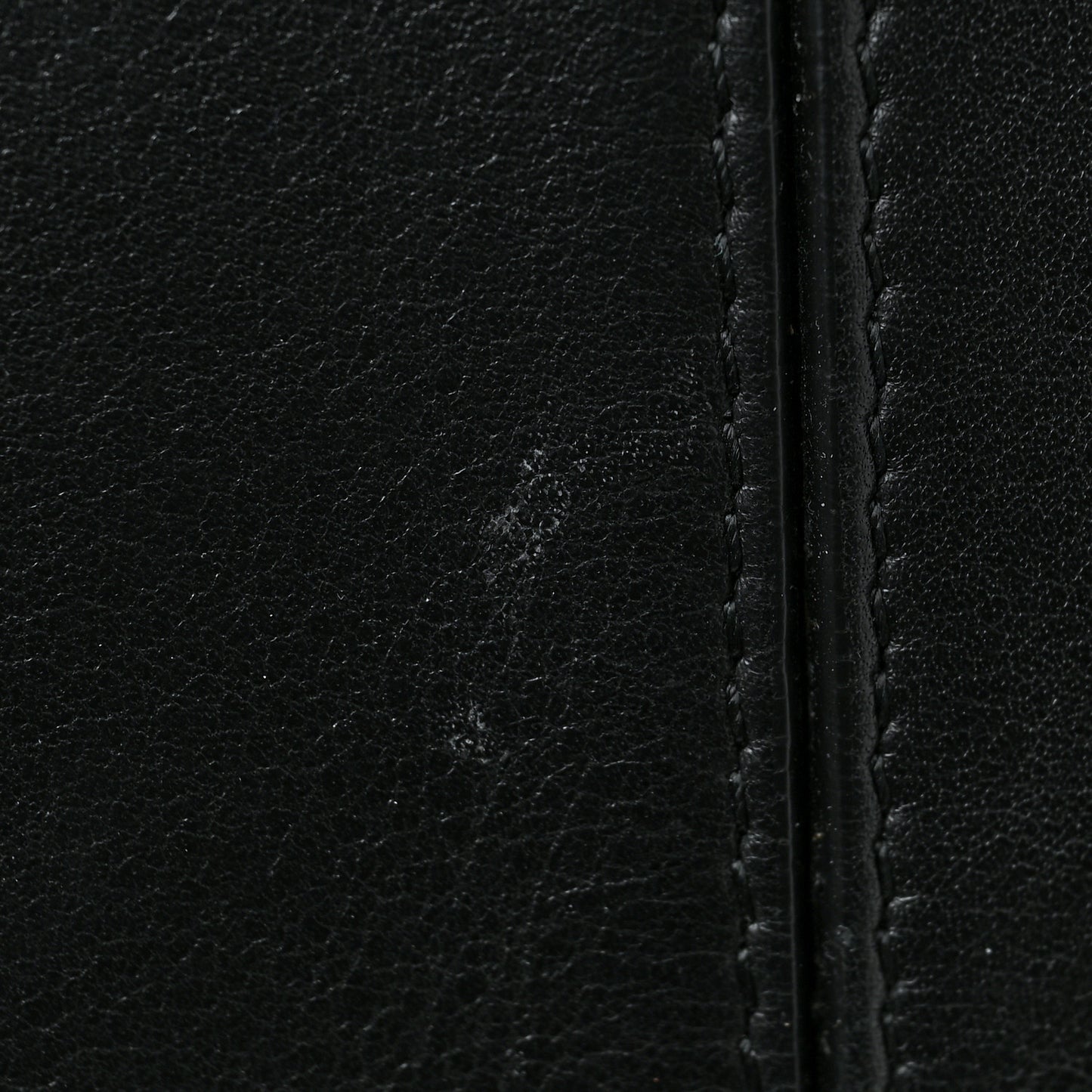 Supple Natural Calfskin Medium Tri-Fold Bag Black