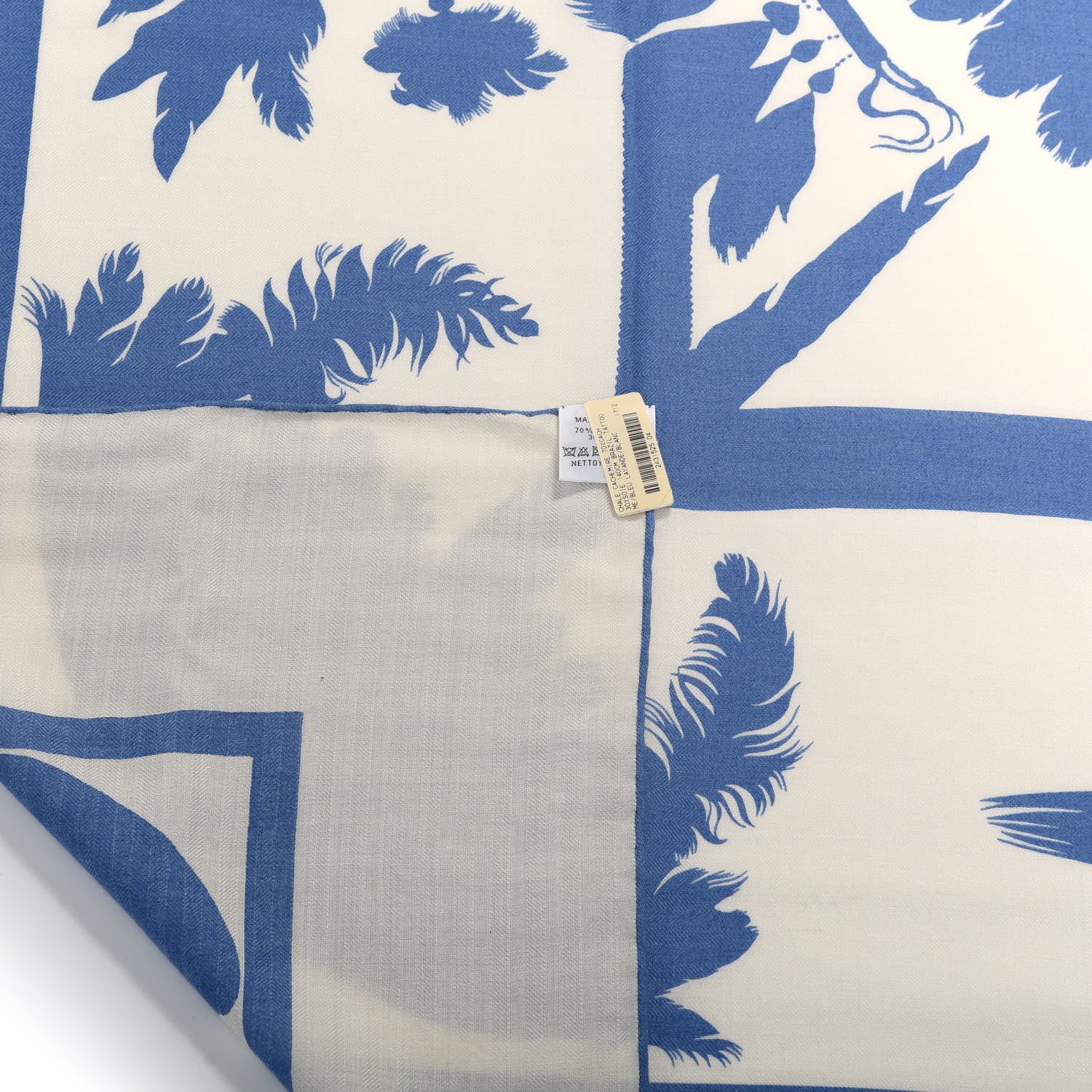 Hermes Cashmere Silk Brazil Tattoo Shawl 140 Bleu Lavande Blanc 4 of 5