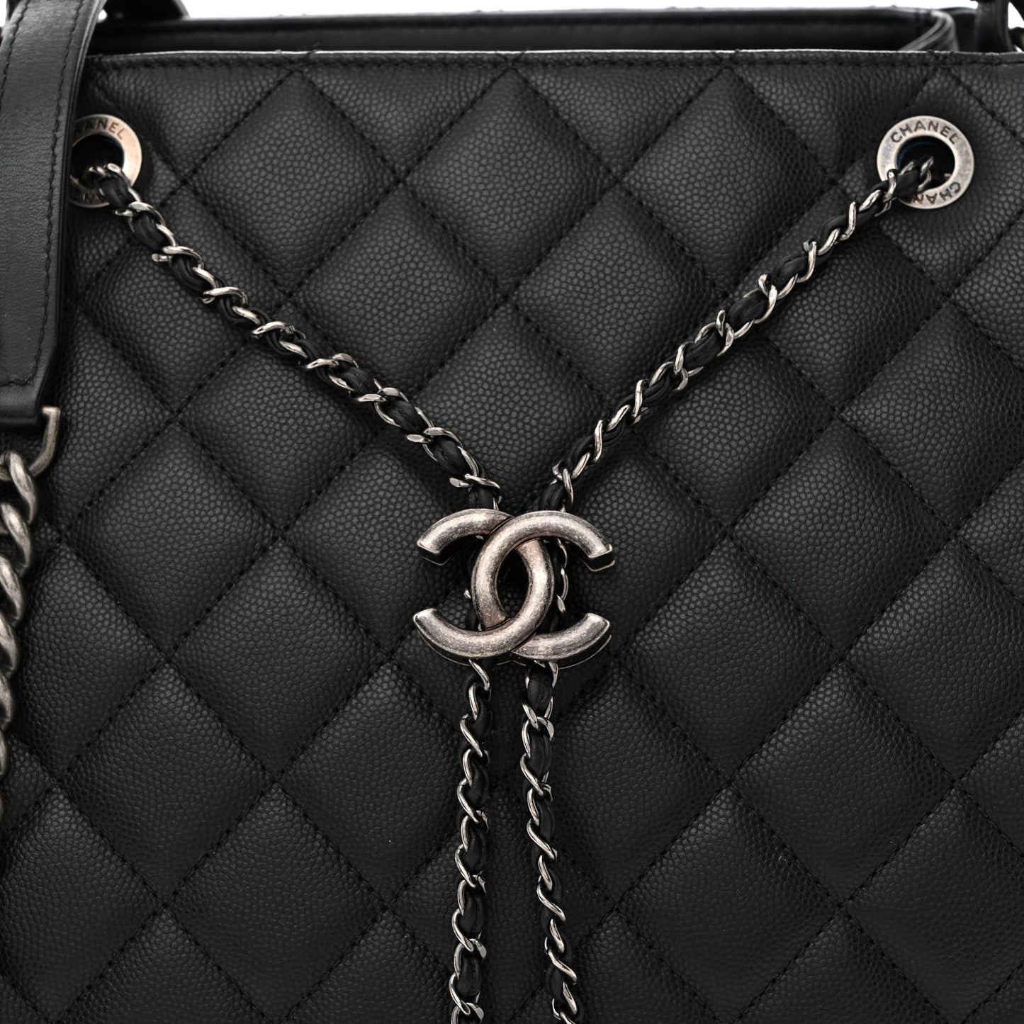 Caviar Quilted Medium CC Bucket Bag Black