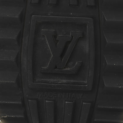 Louis Vuitton Suede Monogram Run Away Sneakers 42 Black 7 of 8