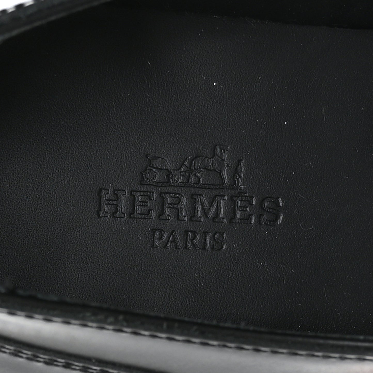 Glossed Calfskin First Oxford 37 Black