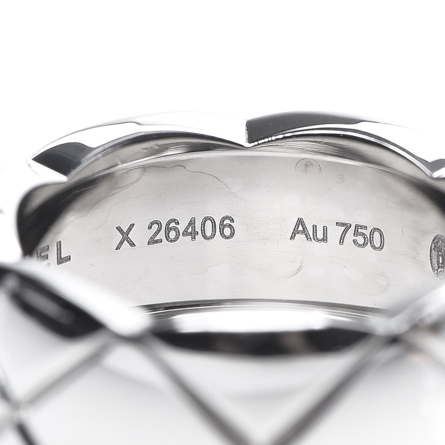 18K White Gold Medium Coco Crush Ring 60 9