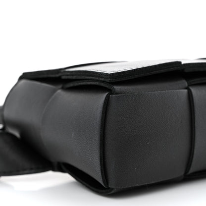 Bottega Veneta Nappa Maxi Intreccio The Belt Cassette Bag Black 10 of 11