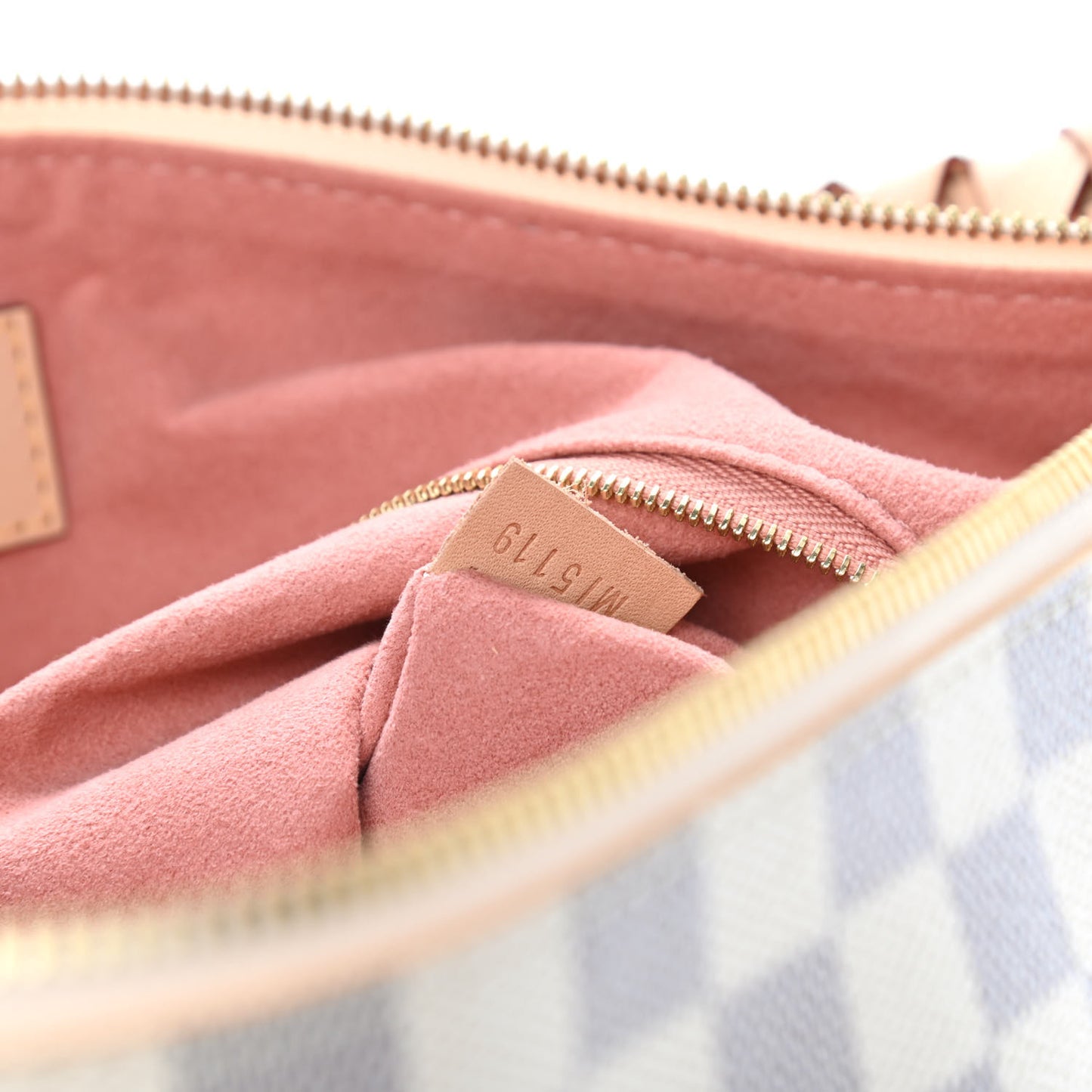 Damier Azur Beaubourg Hobo MM