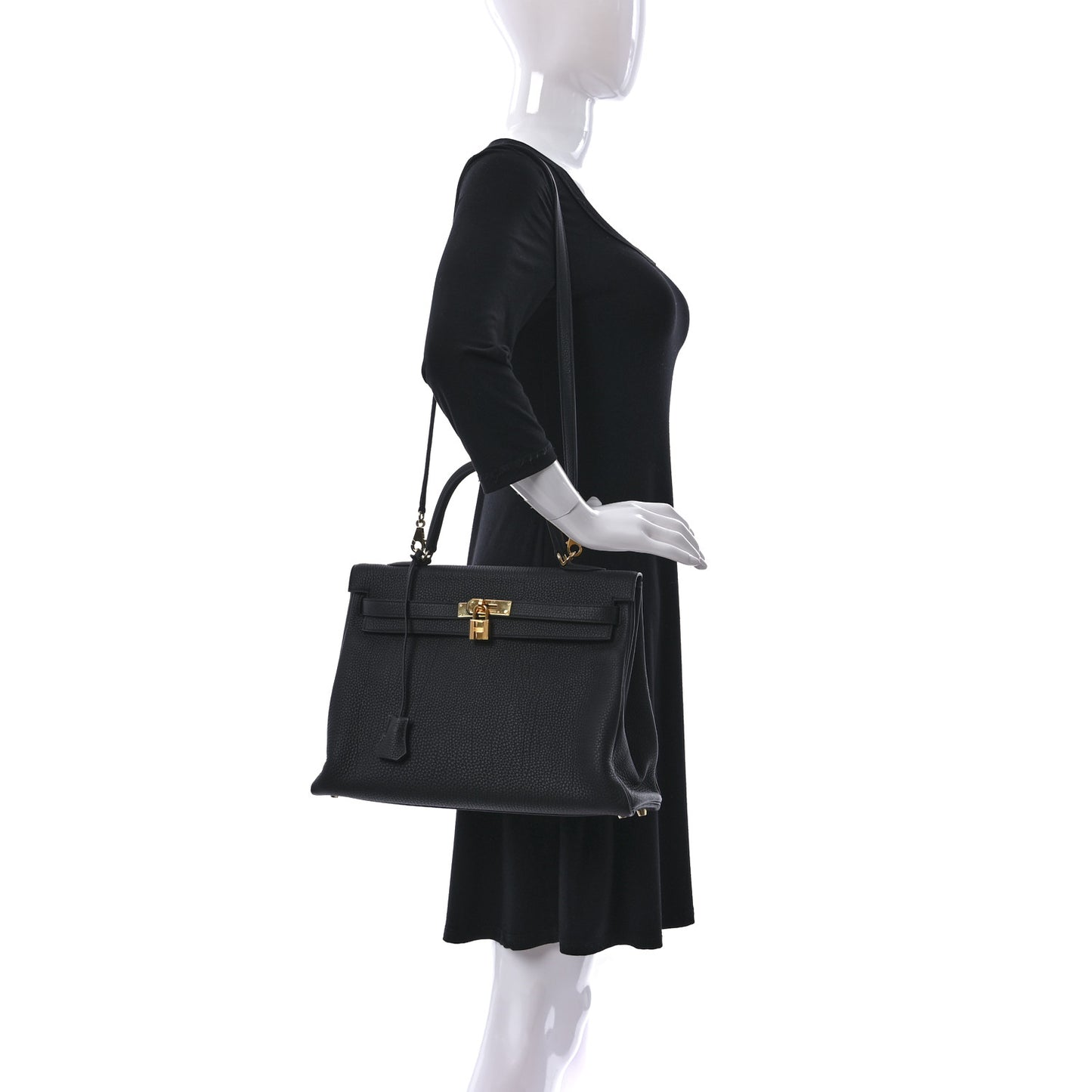 Togo Kelly Retourne 35 Black