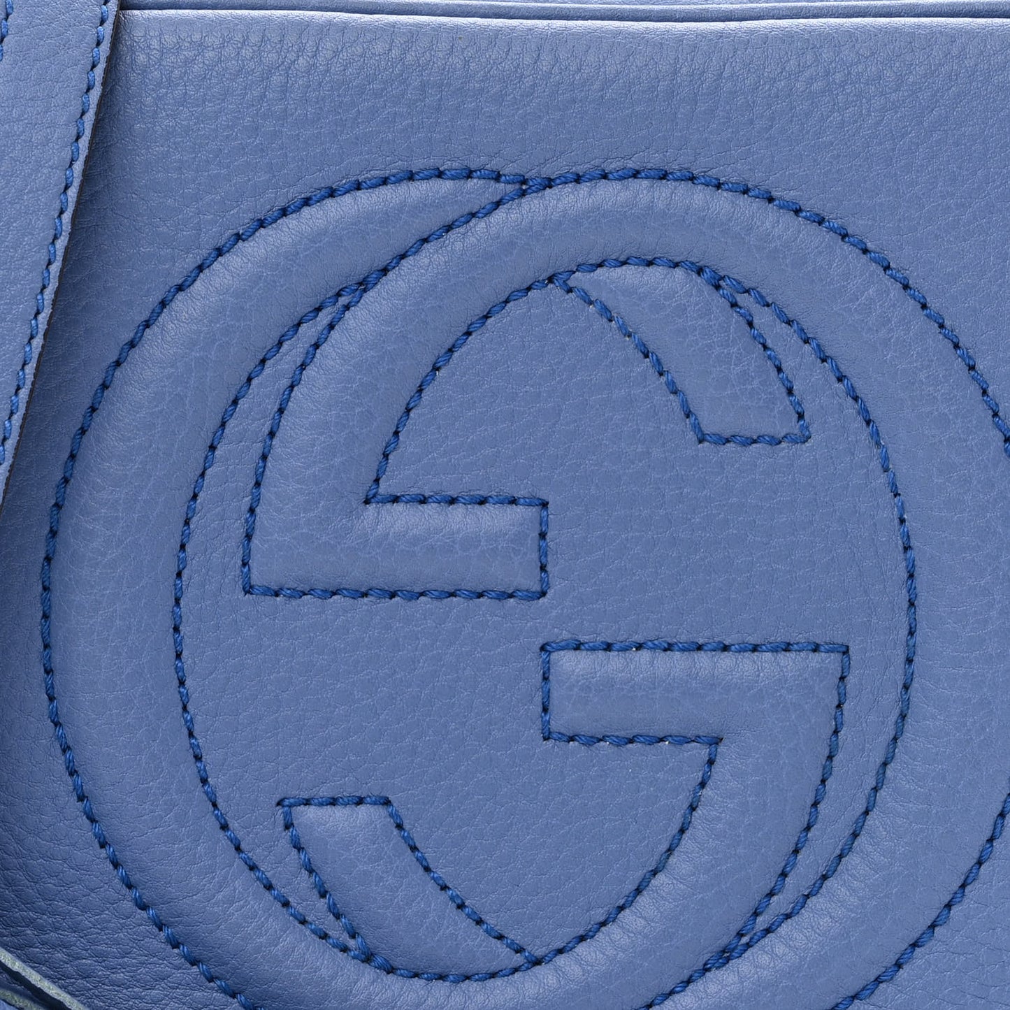 Pebbled Calfskin Small Soho Disco Bag Periwinkle