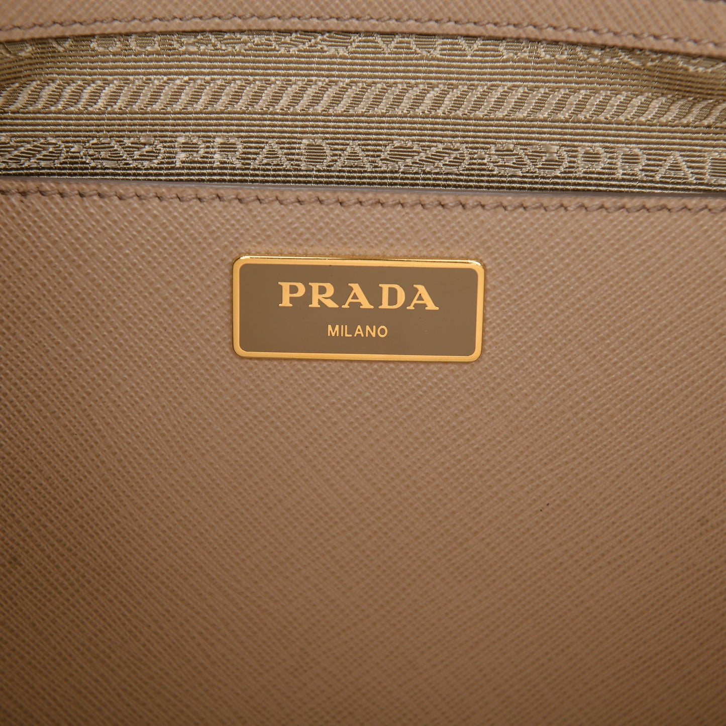 Saffiano Lux Galleria Front Pocket Tote Sabbia