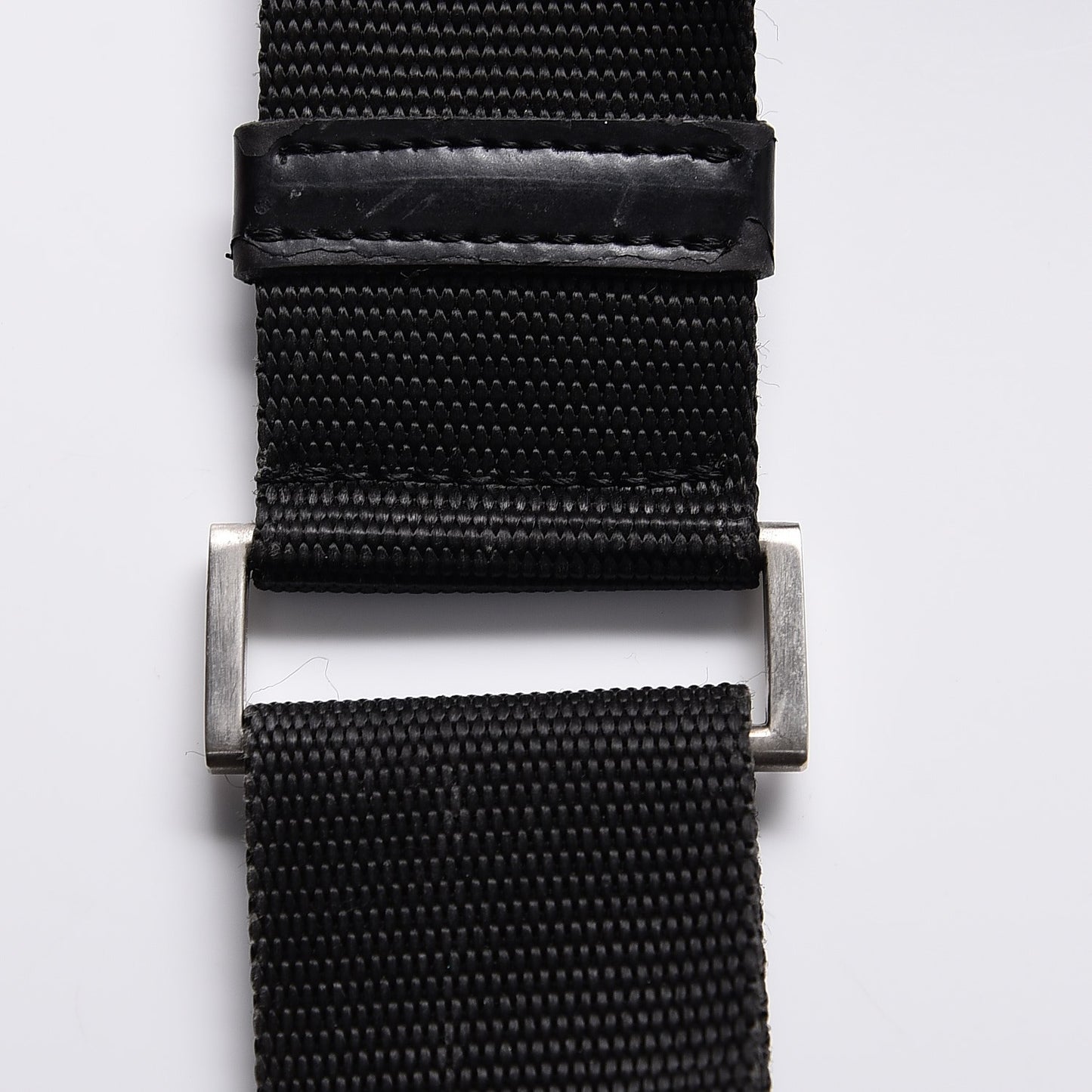 Nylon Vela Messenger Bag Black