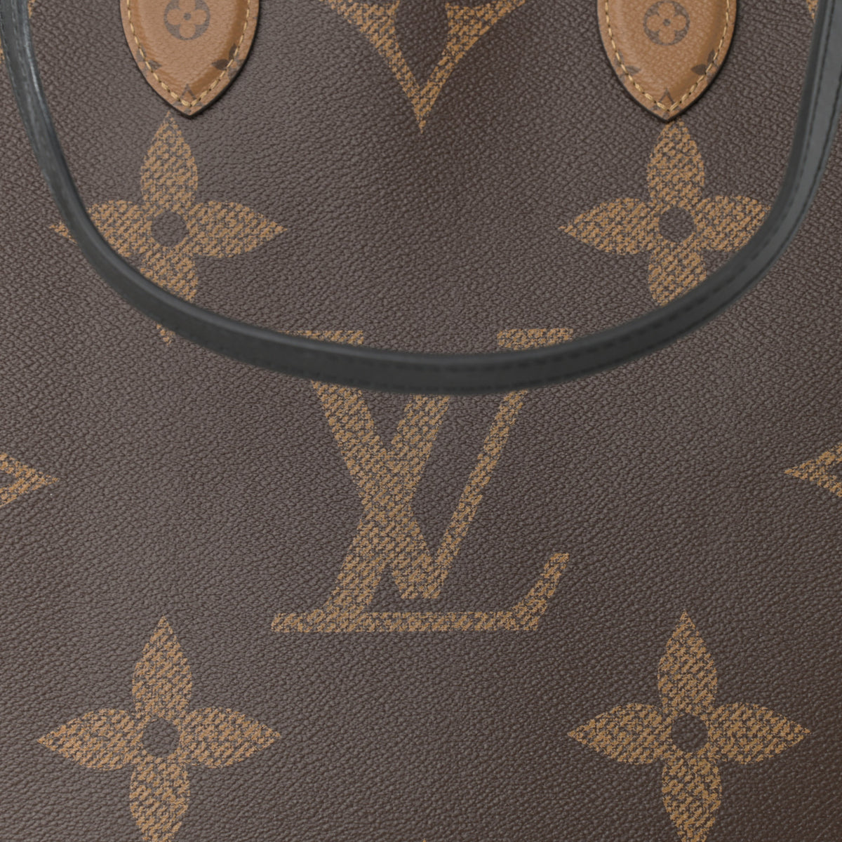 Reverse Monogram Giant Onthego GM