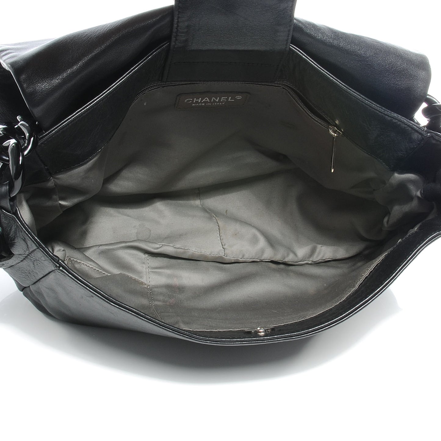 Leather Modern Chain Flap Black