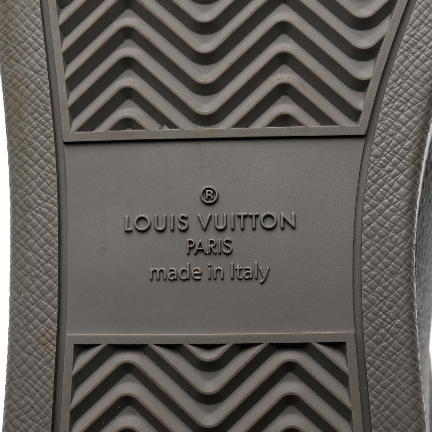 Louis Vuitton Reverse Monogram Eclipse Mens Rivoli Sneakers 10.5 Black 8 of 11
