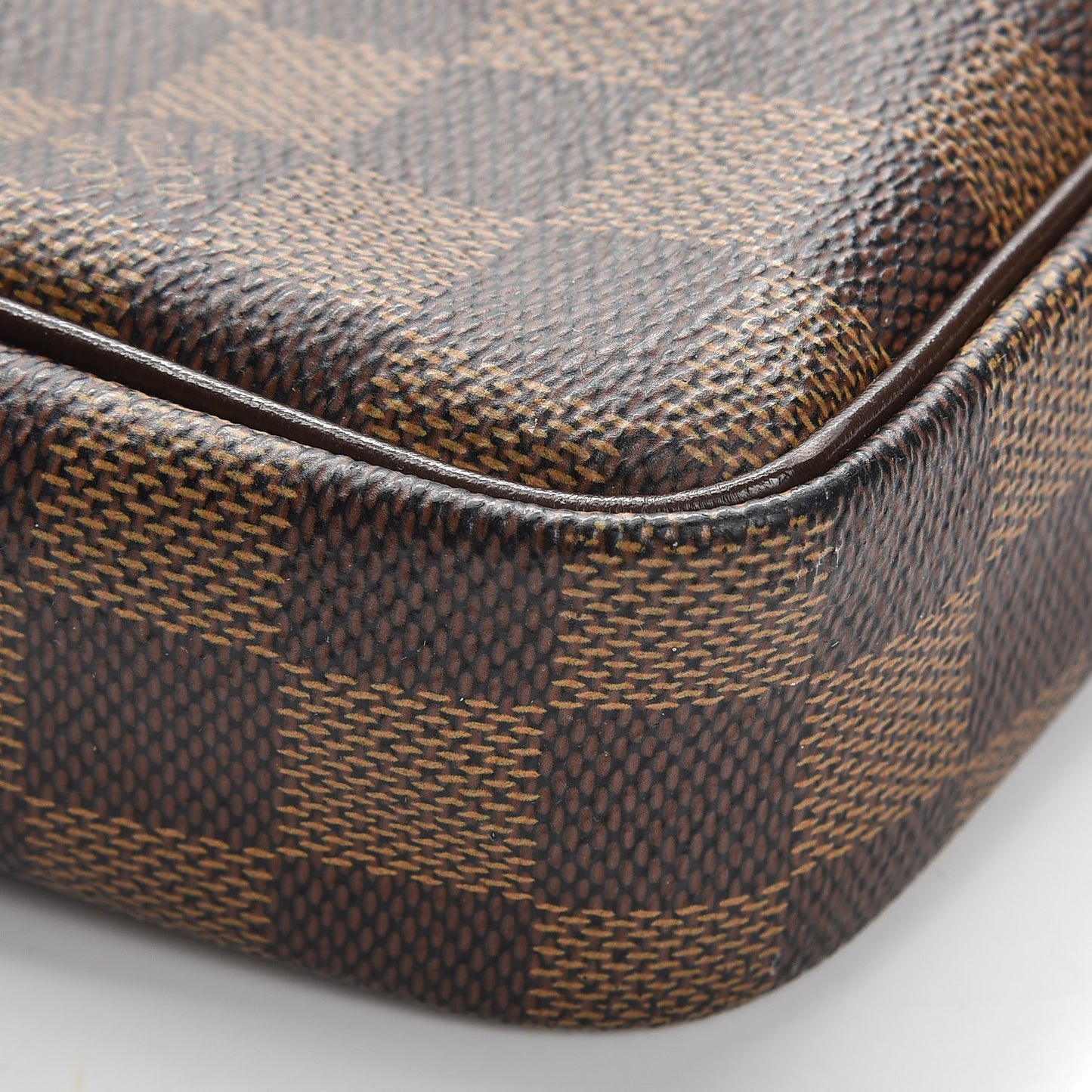 Damier Ebene Pochette Billets Macao