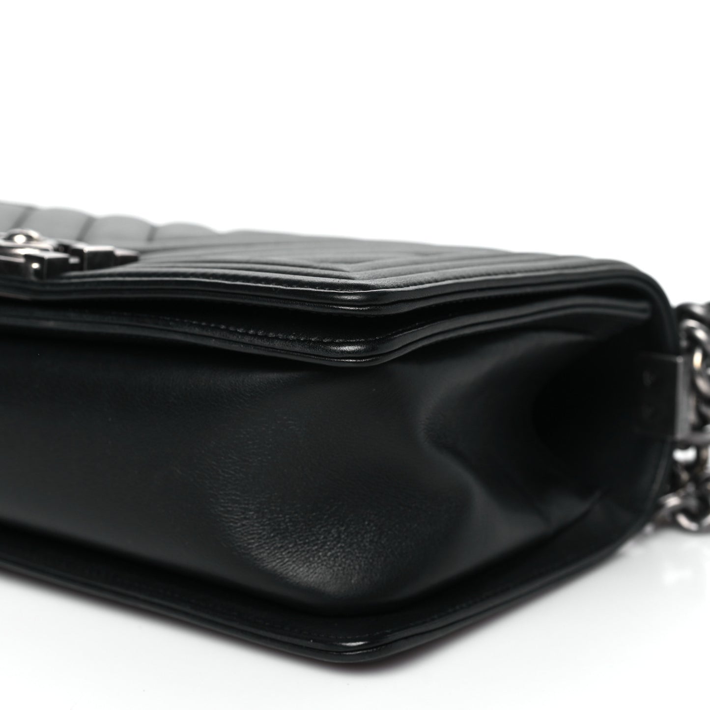 Calfskin Chevron Quilted Medium Boy Flap Black