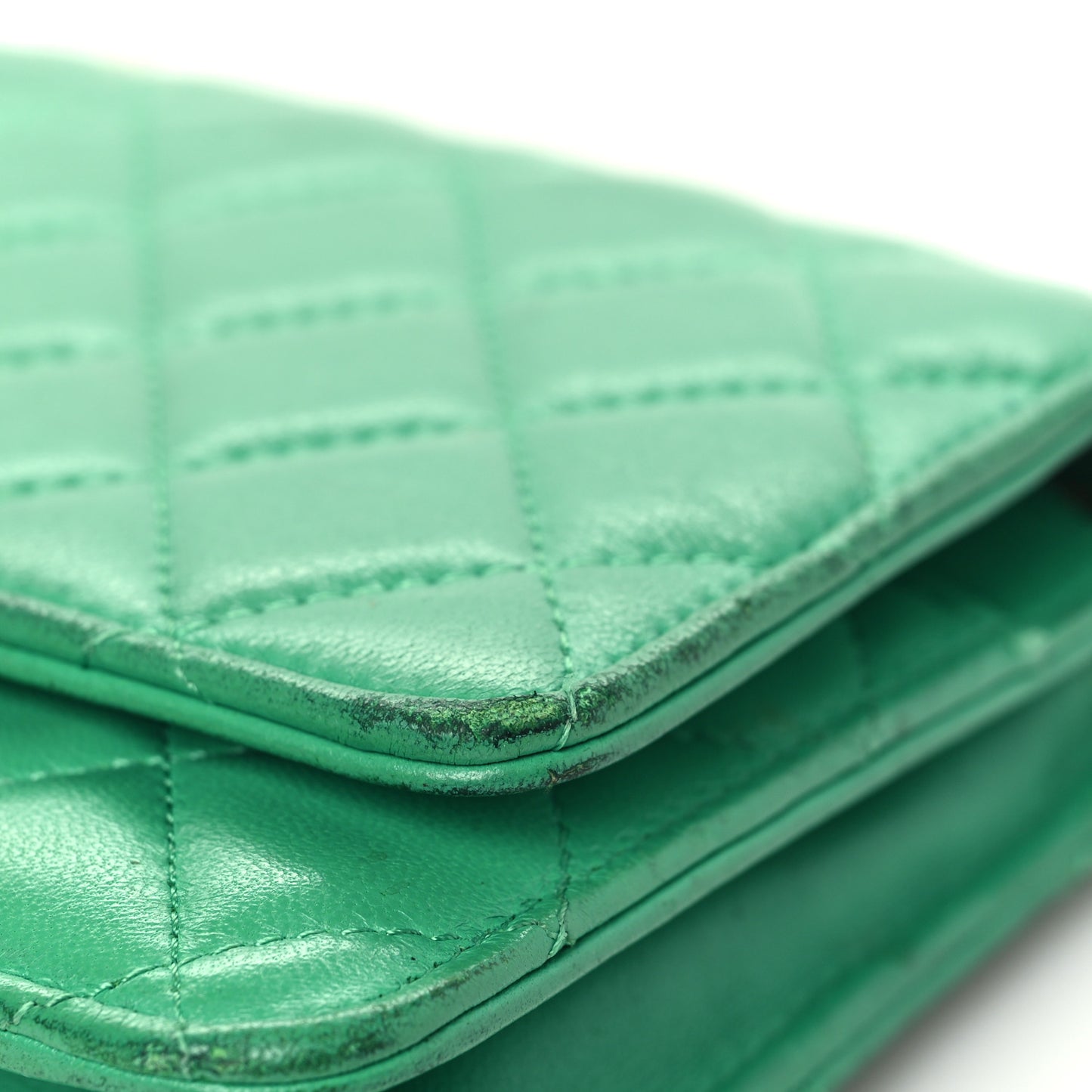 Lambskin Quilted Wallet On Chain WOC Green