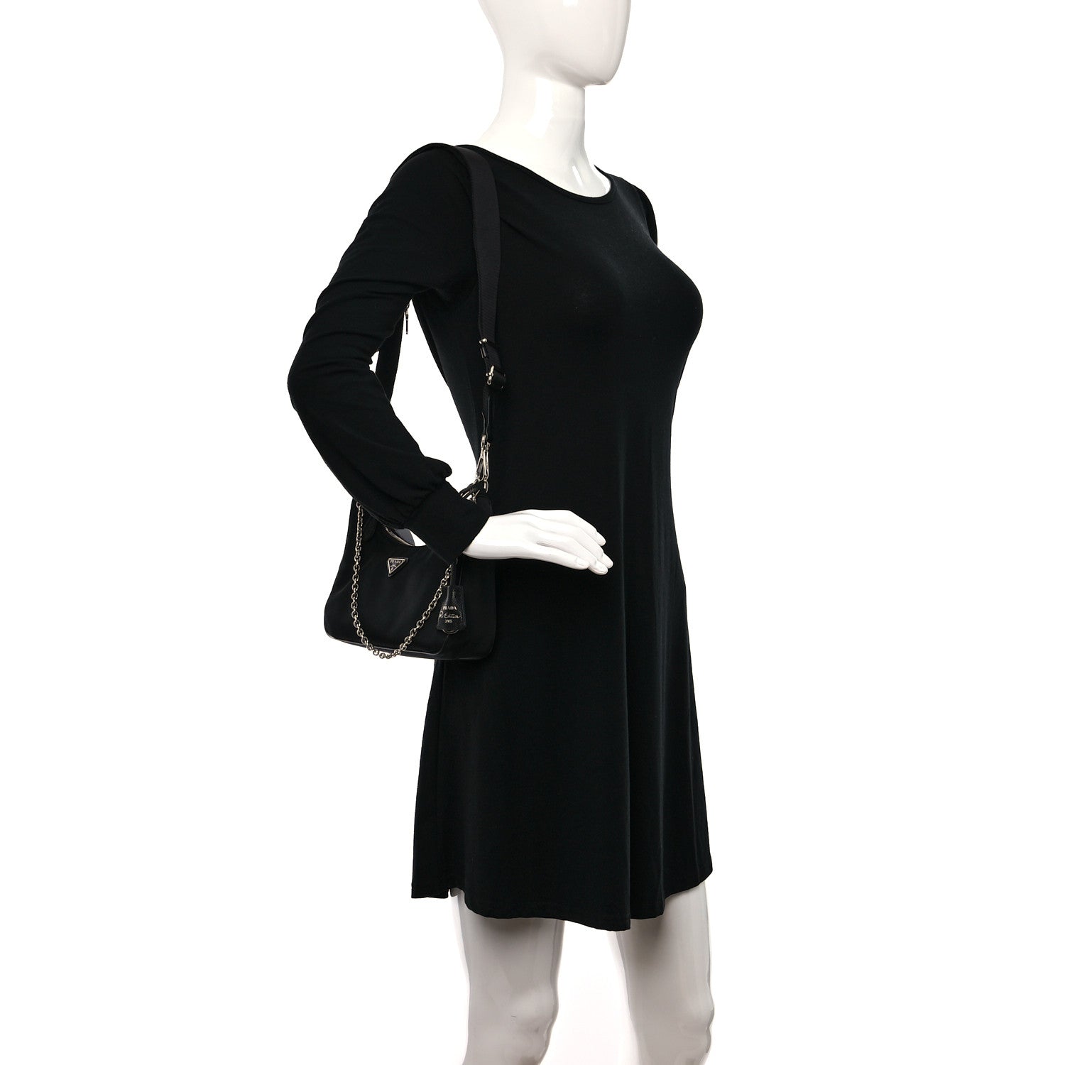 Prada Nylon Re-Edition 2005 Shoulder Bag Black 2 of 8
