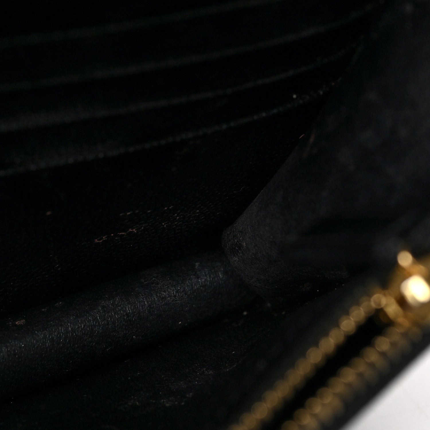 Saint Laurent Grain De Poudre Matelasse Chevron Monogram Envelope Chain Wallet Black 11 of 12