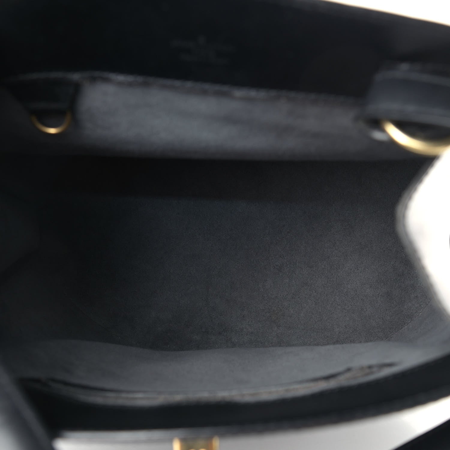 Louis Vuitton Epi Cluny Black 4 of 17