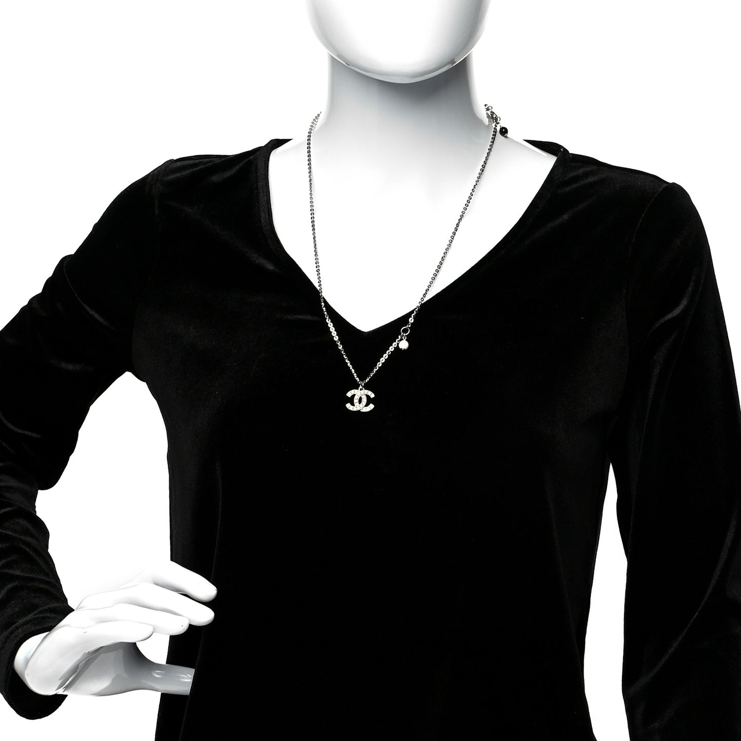 Crystal Pearl CC Pendant Necklace Silver Black