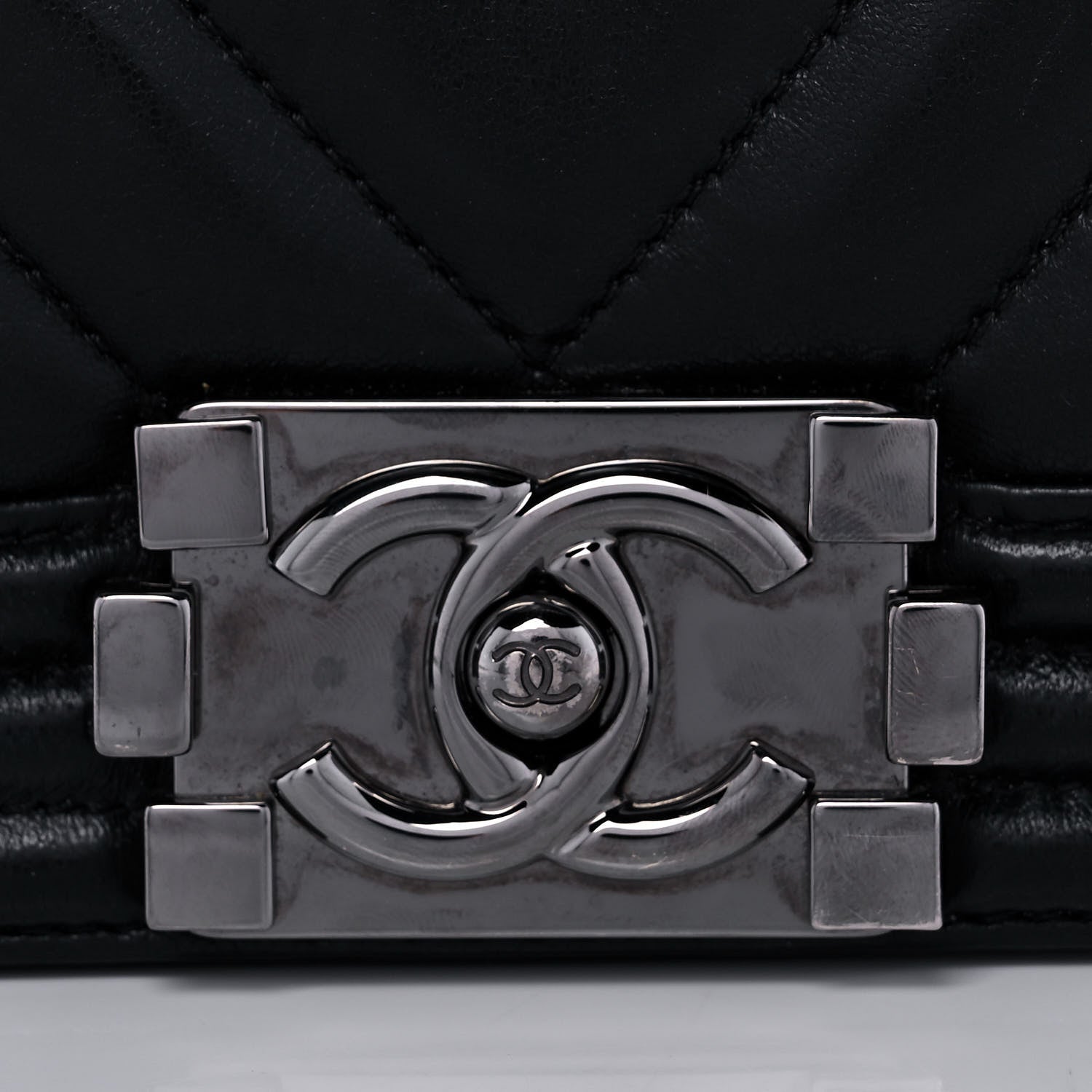 Chanel Calfskin Chevron Quilted Medium Boy Flap Black 8 of 17