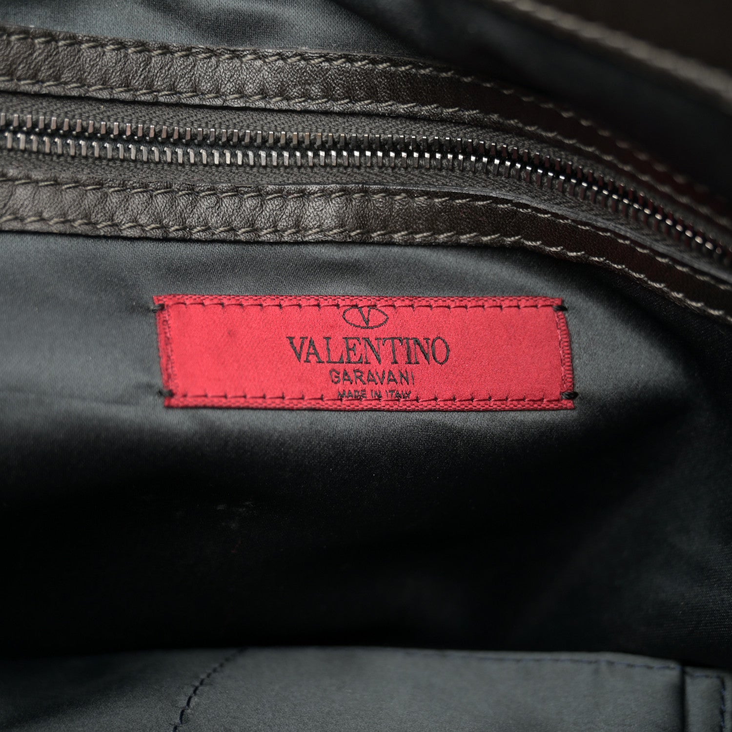 Valentino Garavani Nappa Sequin Chain Glam Tote Dark Grey 6 of 17