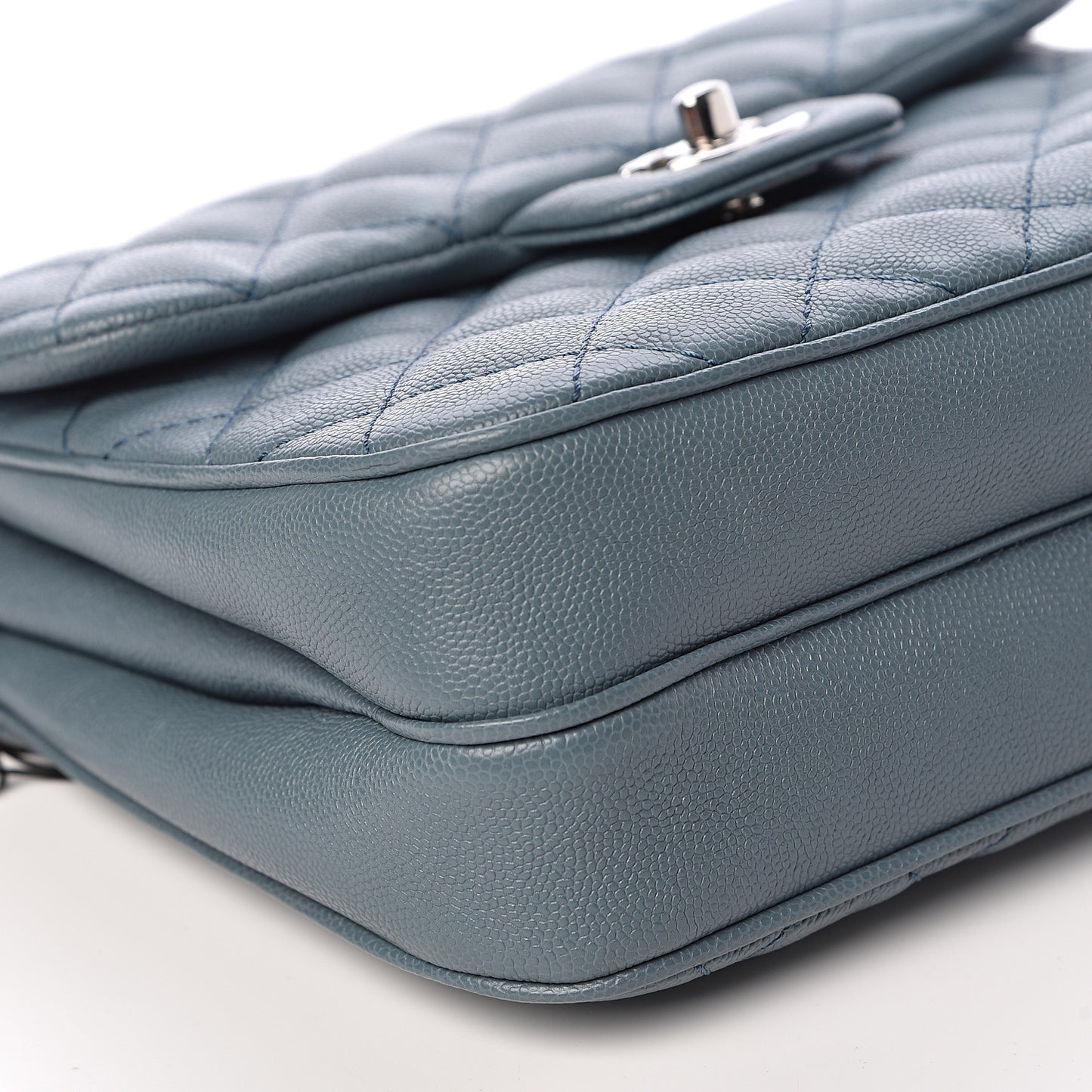 Caviar Quilted Medium Urban Companion Flap Blue