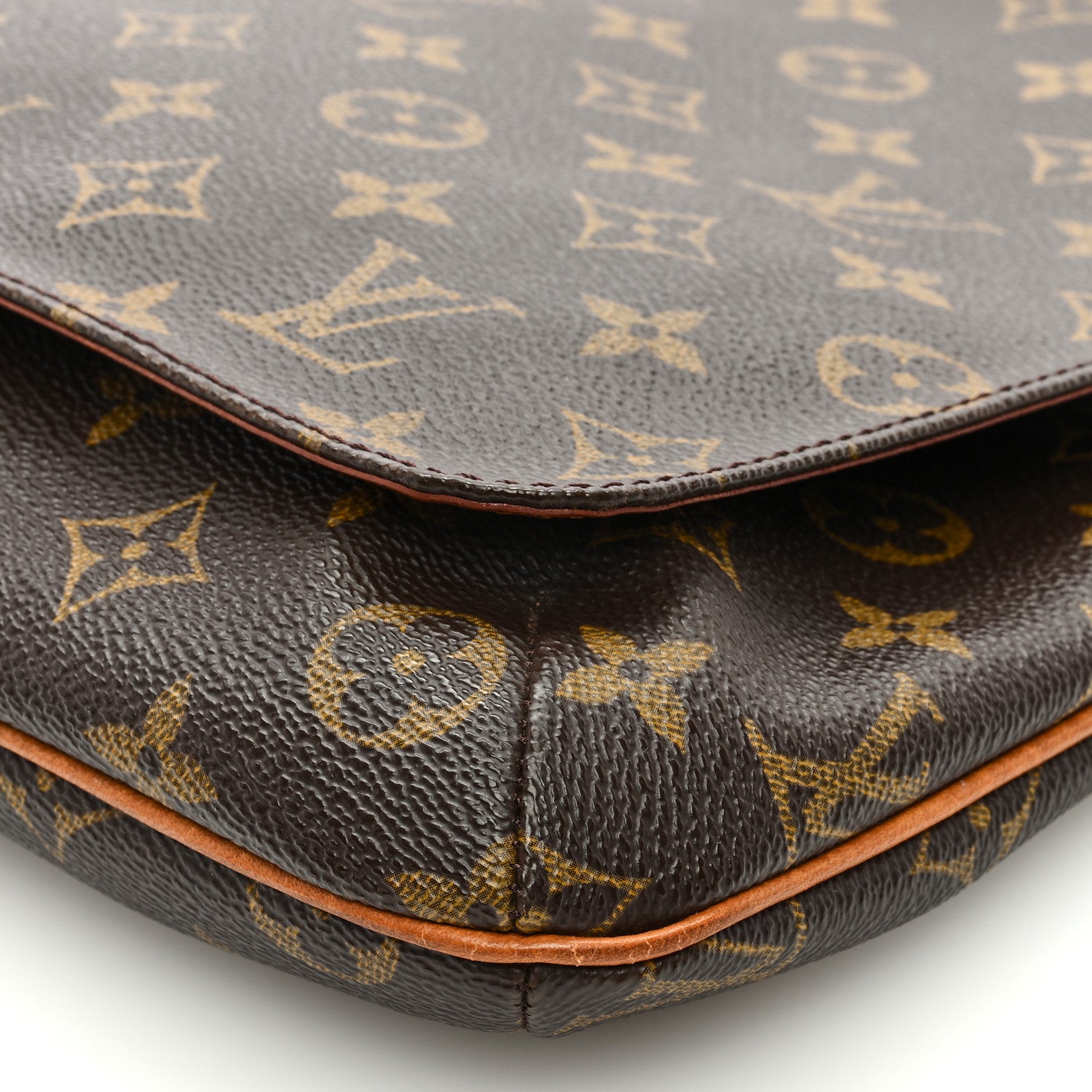 Louis Vuitton Monogram Musette Salsa 8 of 9