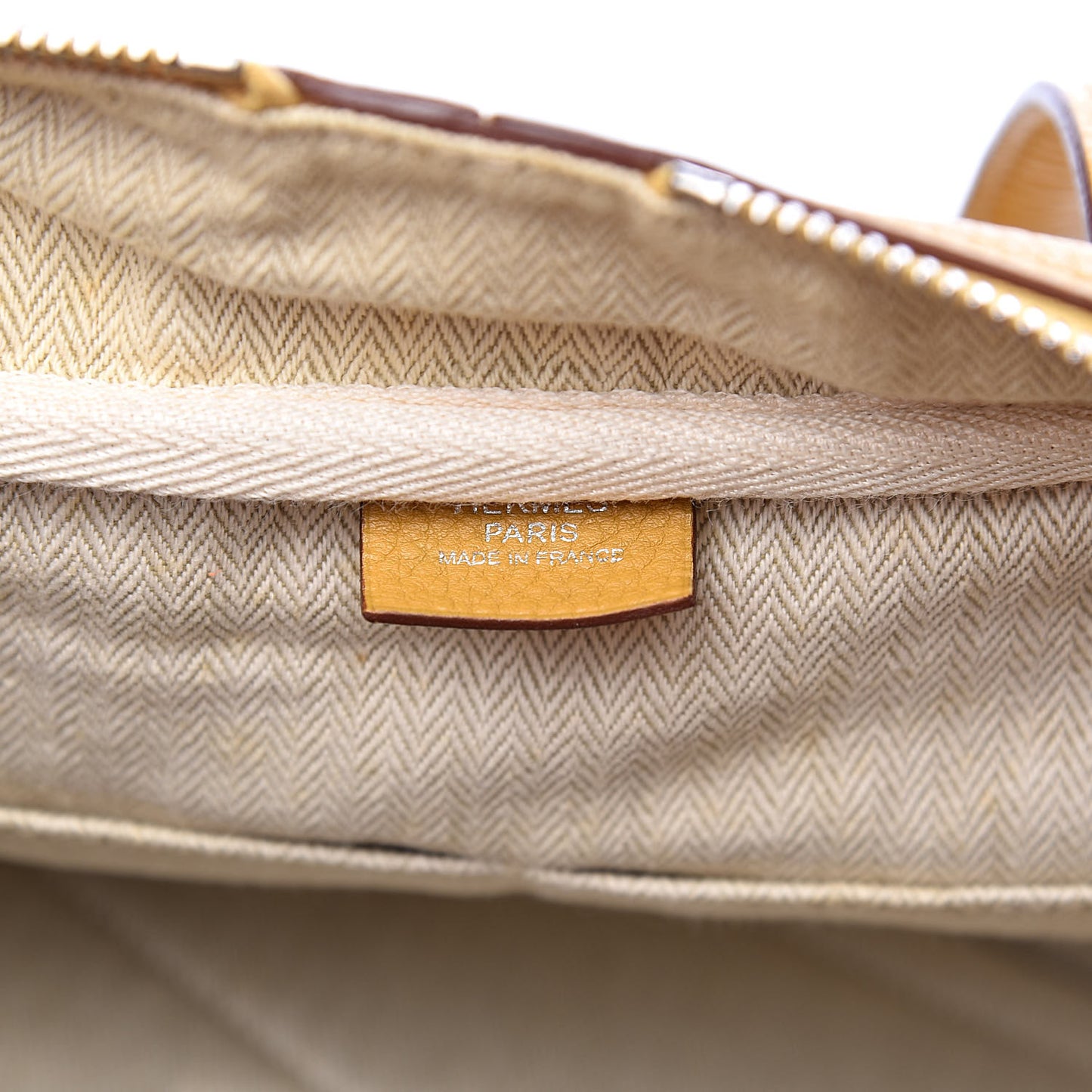 Taurillon Clemence Victoria II 35 Curry