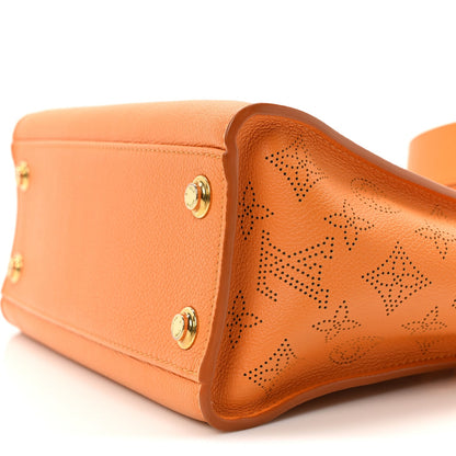 Louis Vuitton Mahina On My Side PM Summer Gold 9 of 9
